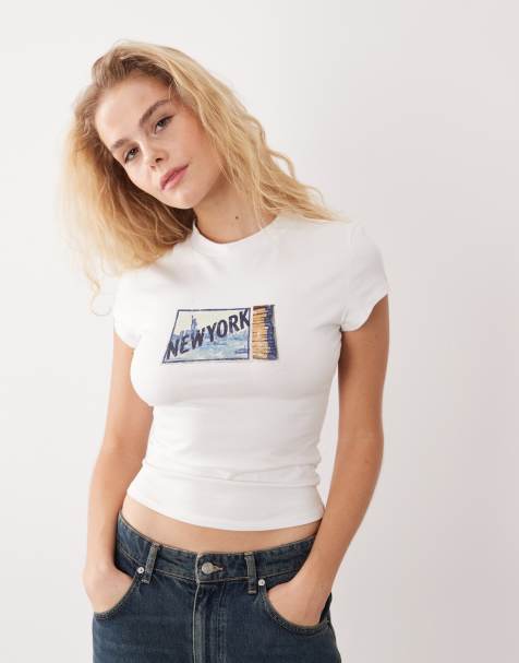 Top blanco de manga corta con diseño encogido y estampado "New York" de ASOS DESIGN - view 1