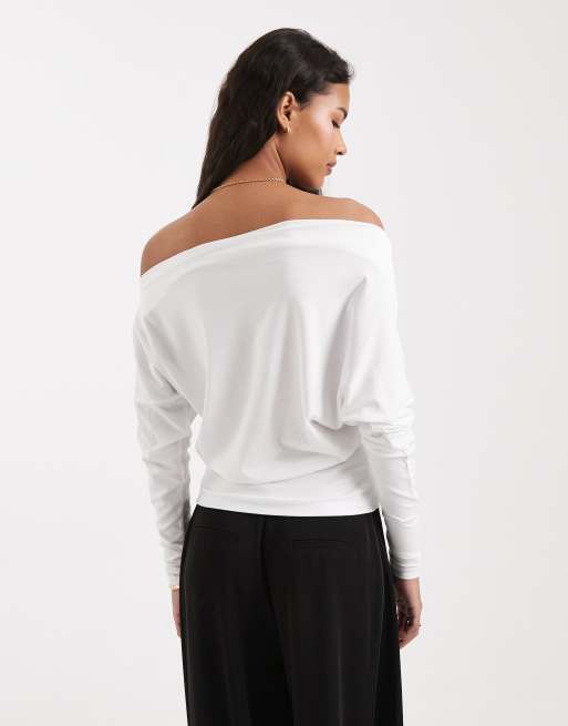 Top blanco de manga larga con escote Bardot Peyton de Cotton On, 3 de 4