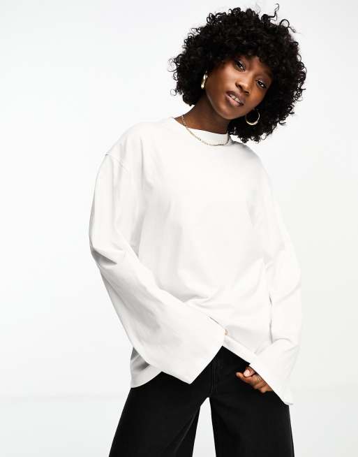 Top blanco extragrande de manga larga de Weekday