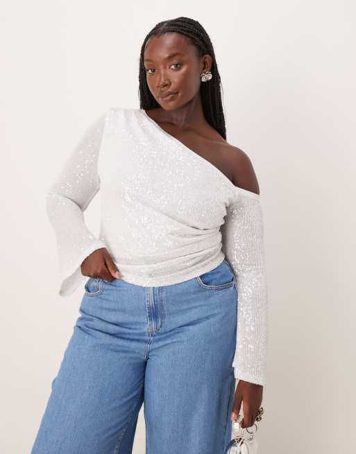 Top blanco fruncido con cuello asimétrico de lentejuelas de ASOS DESIGN Curve