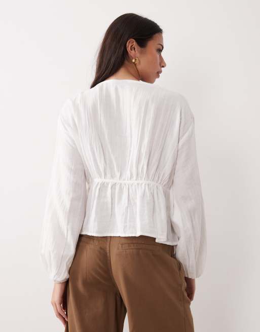 Top blanco marfil amplio de manga larga con botones delanteros de ASOS DESIGN, 4 de 4