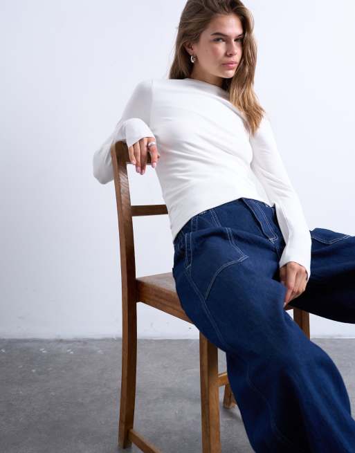 Top blanco marfil de manga larga y corte depurado de Topshop