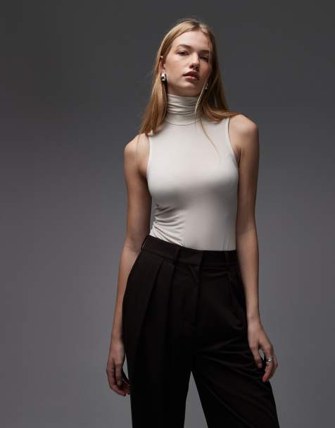 Top blanco sin mangas con cuello subido de tejido suave de & Other Stories - view 1