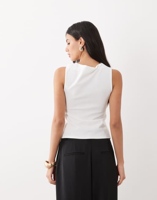 Top blanco sin mangas con detalle asimétrico de nudo de ASOS DESIGN, 3 de 4