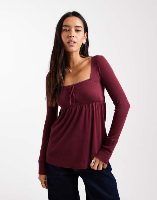 Top burdeos de estilo babydoll y manga larga con escote cuadrado de Hollister