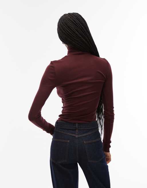 Top burdeos semitransparente con cuello alzado de punto de lana de merino de ARKET, 4 de 4