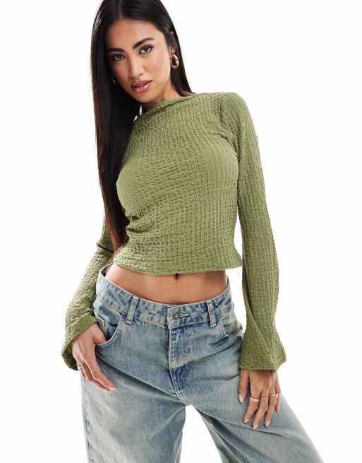 Top caqui con espalda descubierta y mangas ángel de tejido texturizado de ASOS DESIGN