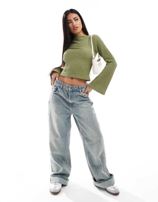 Top caqui con espalda descubierta y mangas ángel de tejido texturizado de ASOS DESIGN, 4 de 4