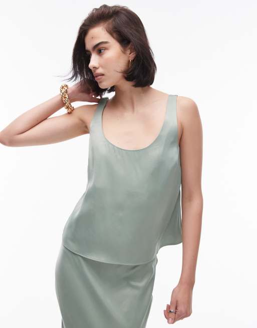 Top caqui veraniego de tirantes con cuello ancho de Topshop (parte de un conjunto)