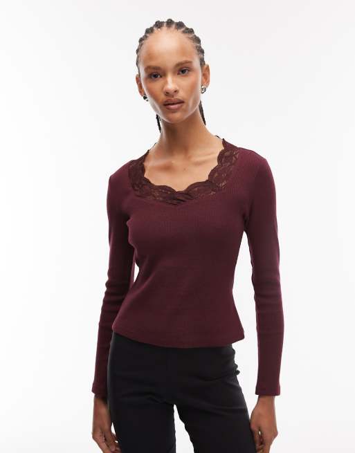 Top color ciruela de manga larga de canalé con escote corazón y ribete de encaje de ASOS DESIGN