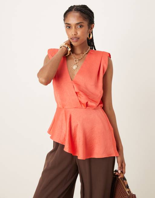 Top color coral de tejido efecto rugoso de Scalpers