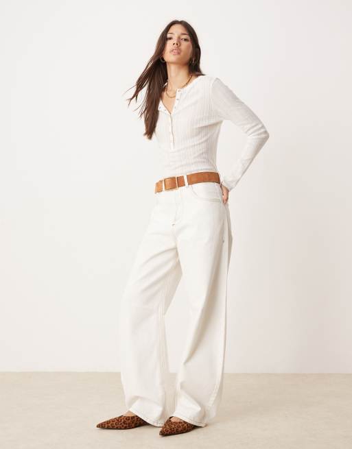Top color crema con botones de presión de pointelle de Miss Selfridge, 2 de 4