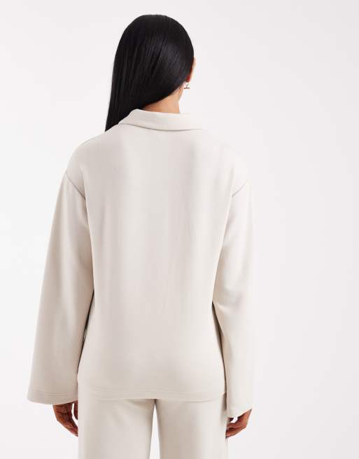 Top color crema con cuello tipo polo de tejido muy suave de Vero Moda Maternity (parte de un conjunto), 4 de 4