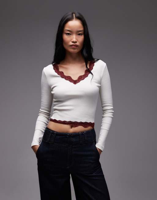 Top color crema de manga larga de canalé con detalle de encaje de ASOS DESIGN, 2 de 4