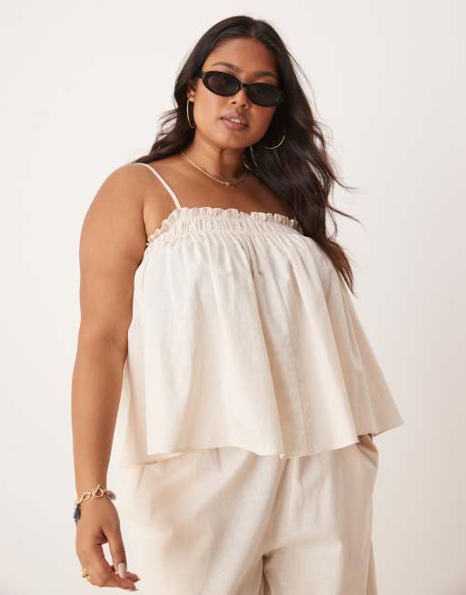 Top color crema fruncido de tirantes de ASOS DESIGN Curve (parte de un conjunto)