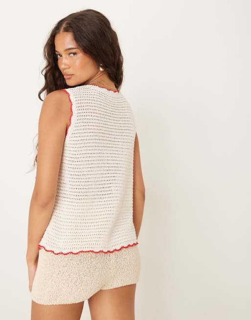 Top color crudo con motivo de rosa de croché calado de ASOS DESIGN, 4 de 4