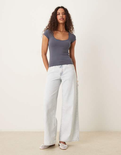 Top color pizarra de manga corta Hold Me de Cotton On, 3 de 4