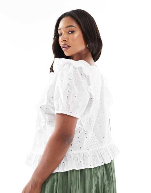Top con diseño bordado, volantes y cuello cuadrado de ASOS DESIGN Curve, 4 de 4