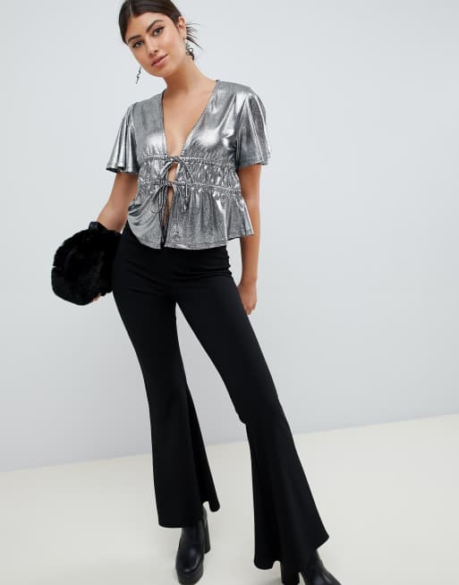 Top con doble lazada en metalizado de ASOS DESIGN