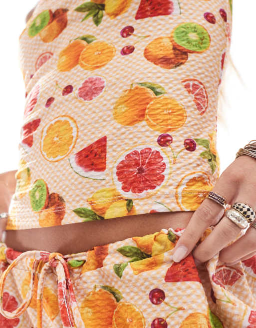 Top con escote palabra de honor y estampado de naranjas de tejido texturizado de ASOS DESIGN (parte de un conjunto), 3 de 4