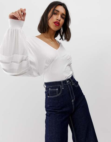 Top con mangas tipo globo y corpiño ajustado de Lost Ink