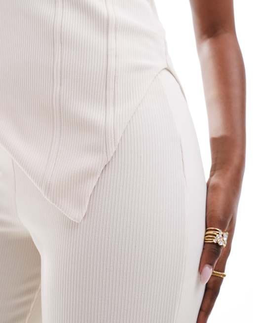 Top corsetero color crema con escote palabra de honor de ASOS DESIGN (parte de un conjunto), 4 de 4