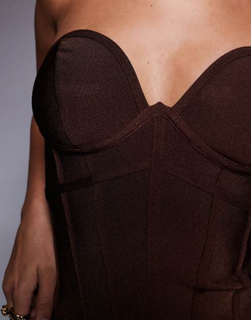 Top corsetero marrón chocolate de estilo bandage sin tirantes con detalle de copas de ASOS DESIGN, 4 de 4