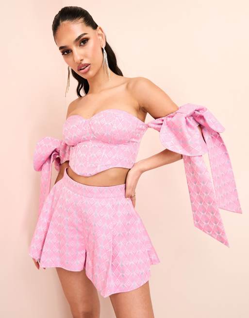Top corsetero rosa estampado con escote palabra de honor y lazadas en las mangas de jacquard de ASOS LUXE (parte de un conjunto)