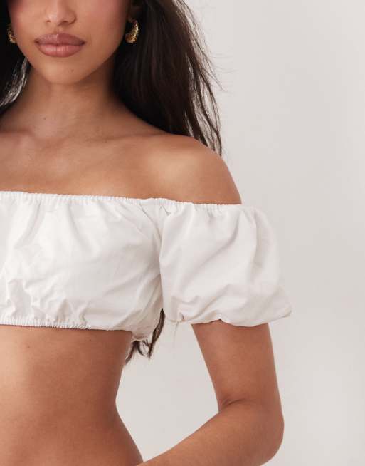 Top corto blanco con escote palabra de honor y mangas abullonadas estilo Bardot de algodón exclusivo de Kaiia (parte de un conjunto), 3 de 4