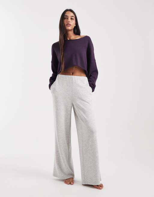 Top corto color ciruela chocolate con escote Bardot de punto de Cotton On, 3 de 4