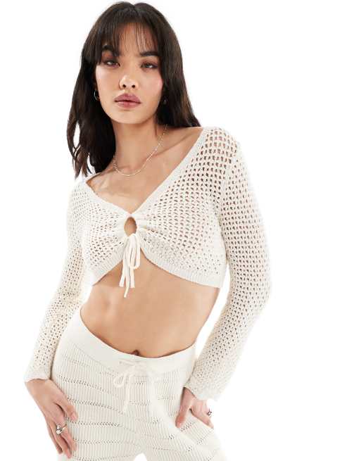 Top corto color crema con lazada delantera de croché de ONLY (parte de un conjunto) 
