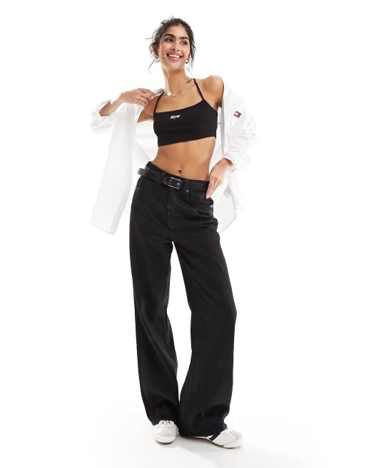 Top corto negro de tirantes con detalle de texto de Tommy Jeans, 3 de 4