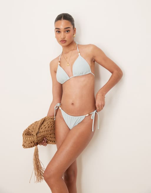 Top de bikini azul triangular con detalle de cuentas de Abercrombie & Fitch (parte de un conjunto), 4 de 4