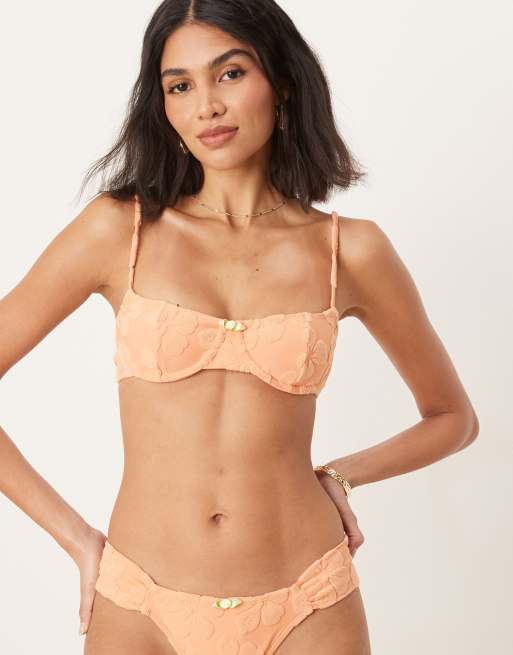 Top de bikini color coral de Wild Lovers