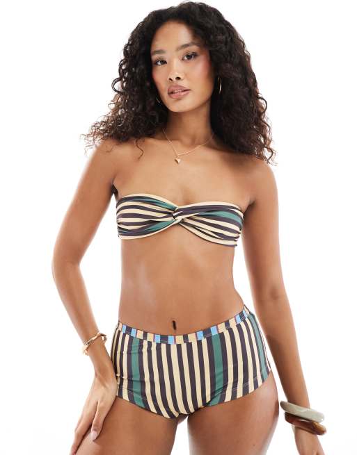 Top de bikini con escote palabra de honor y detalle retorcido en la parte delantera, shorts de baño muy cortos y bañador a rayas luminosas de ASOS DESIGN