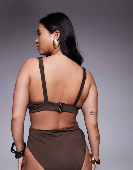 Top de bikini marrón chocolate con detalle anudado de ASOS DESIGN Curve, 3 de 4