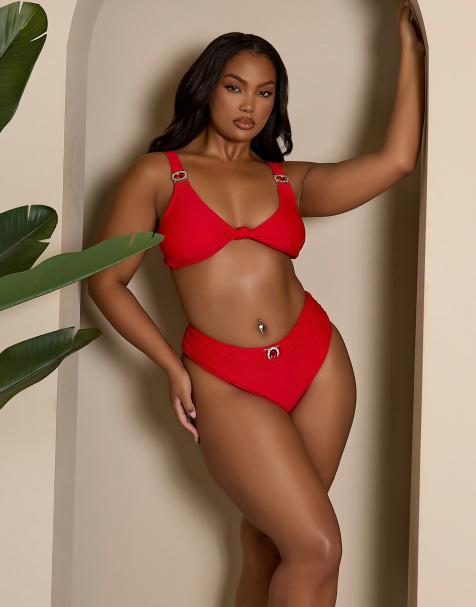Top de bikini rojo con detalle anudado en la parte delantera y detalle de gema de Moda Minx Curve x Bernadette Afia - view 1