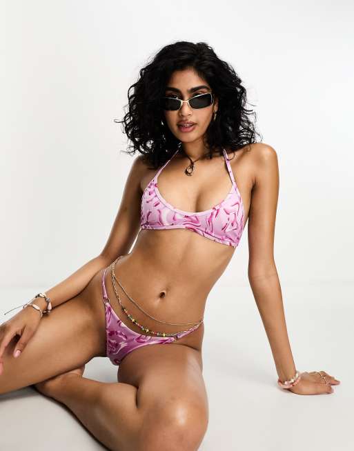 Top de bikini rosa con cuello halter y estampado ondulado Jet exclusivo en ASOS de Weekday, 2 de 4