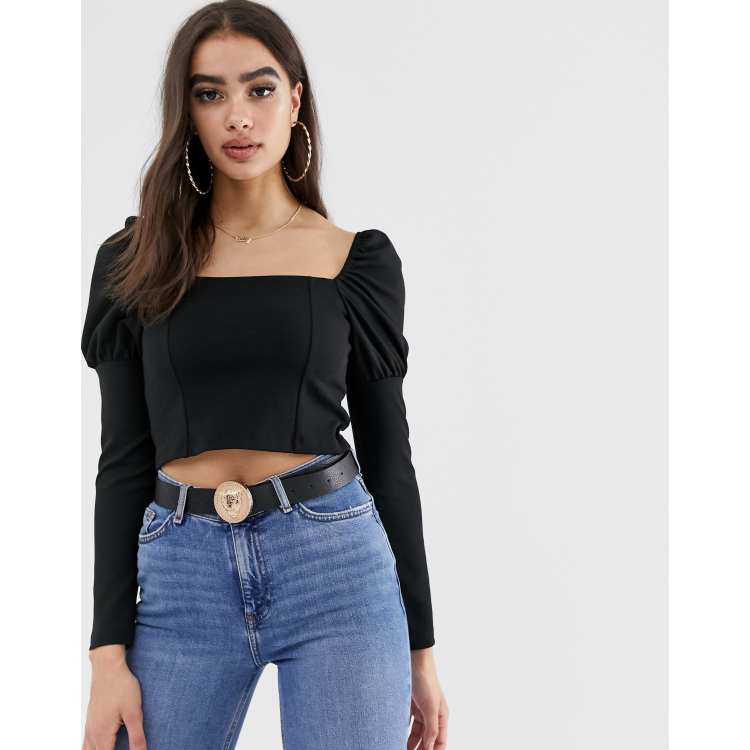 кофта с квадратным вырезом