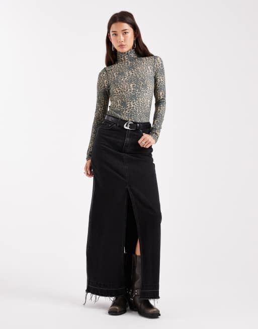 Top de manga larga con cuello vuelto y estampado de leopardo de punto liso de ASOS DESIGN, 2 de 4