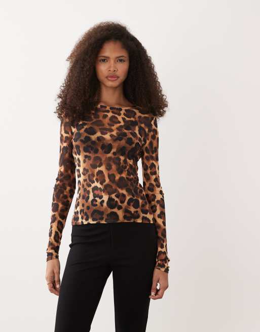 Top de manga larga con estampado de leopardo de malla de ASOS DESIGN, 2 de 4