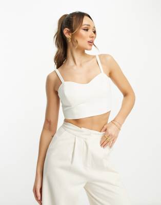 Top de novia blanco estilo corpiño de tirantes de Y.A.S (parte de un conjunto)