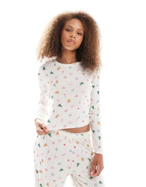 Top de pijama color crema de manga larga para Navidad de punto pointelle de Urban Threads - view 1