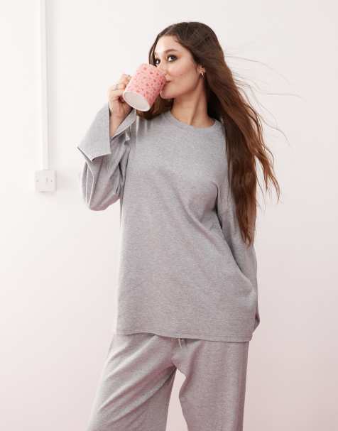 Top de pijama gris melange extragrande de manga larga de tejido suave Mix & Match de Monki - view 1