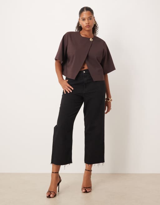 Top de sastre color mora con botón dorado de ASOS DESIGN Curve (parte de un conjunto), 2 de 4