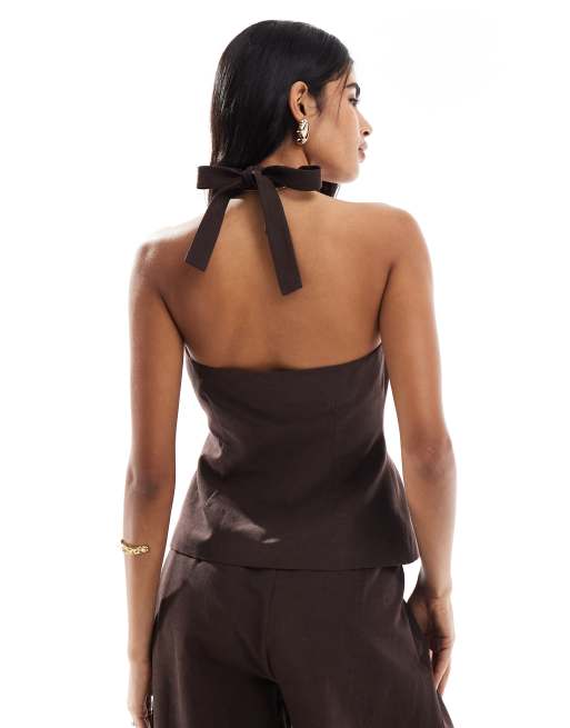Top de sastre marrón chocolate con cuello halter de mezcla de lino de ASOS DESIGN, 4 de 4