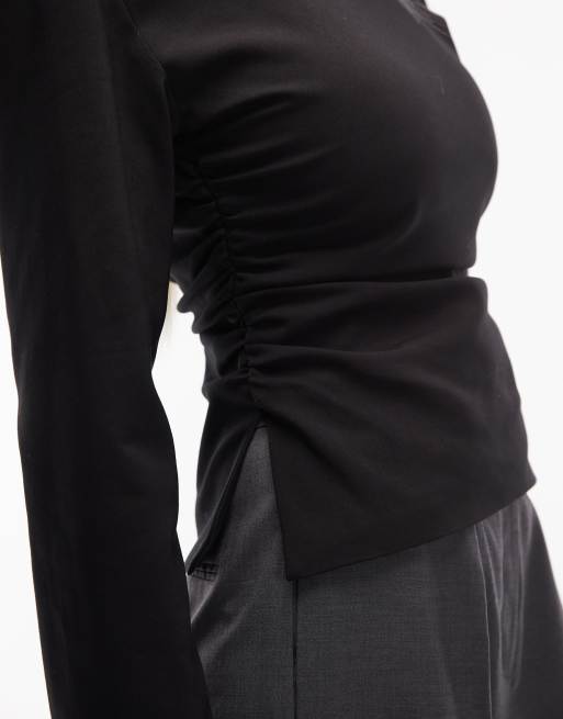 Top de sastre negro con cintura ceñida y hombreras de ASOS DESIGN, 2 de 4