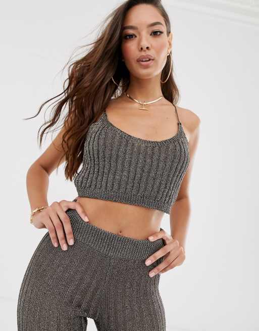 Conjunto de punto metalizado con top de tirantes y pantalones de ASOS DESIGN, 2 de 3