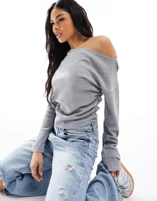 Top gris asimétrico de punto de arroz texturizado de ASOS DESIGN