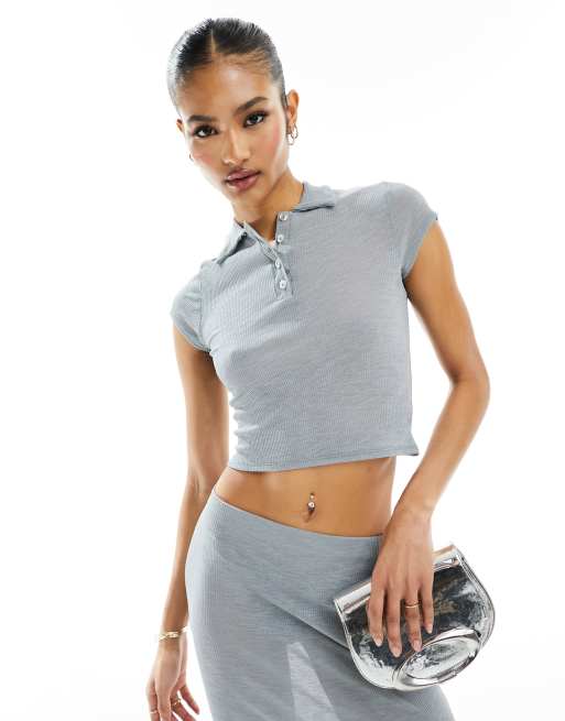 Top gris azulado con cuello tipo polo de ASOS DESIGN (parte de un conjunto)